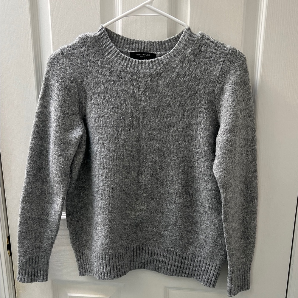 Ann Taylor Gray Crewneck Sweater